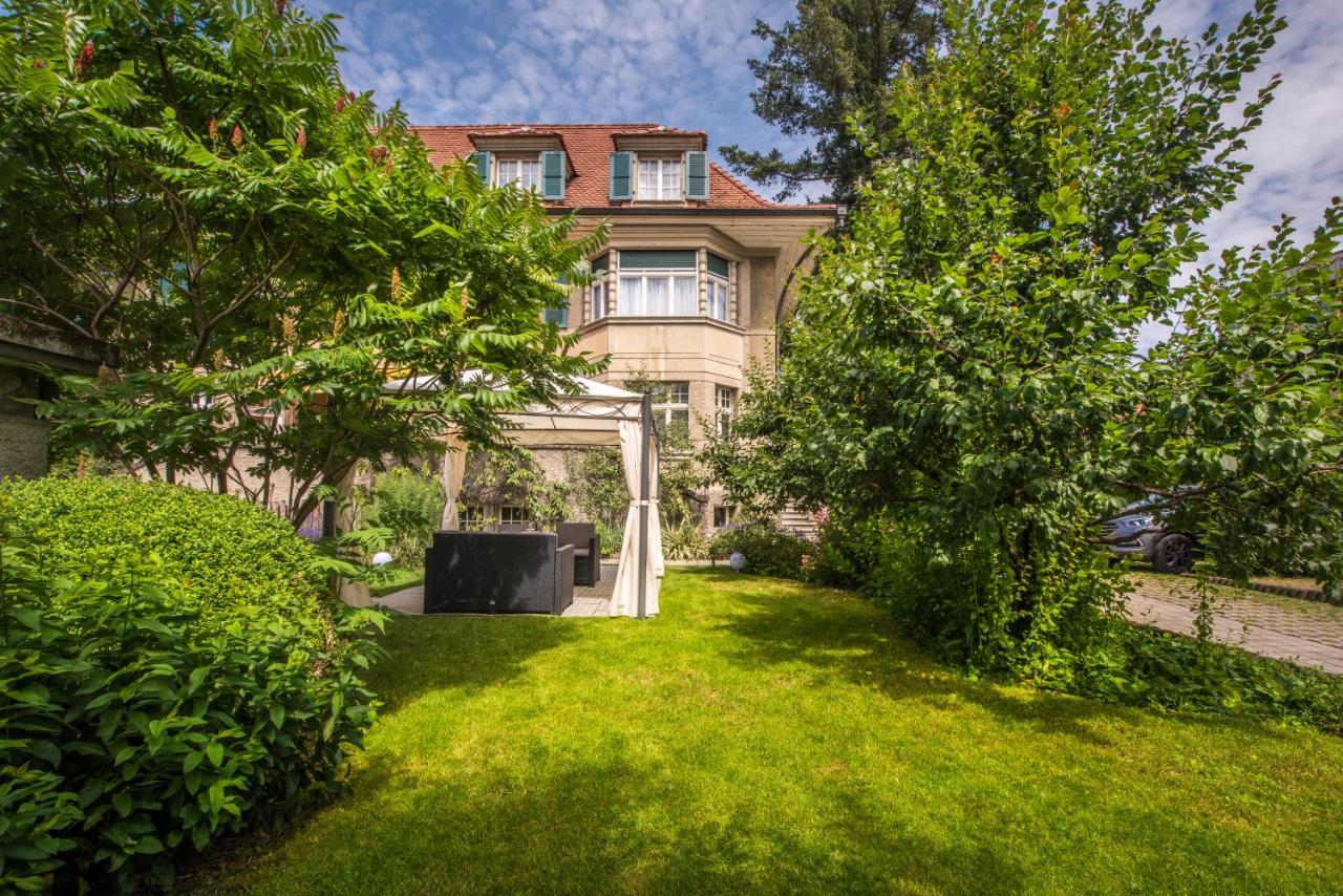 Max Aviation Villa & Apartments Берн Екстериор снимка