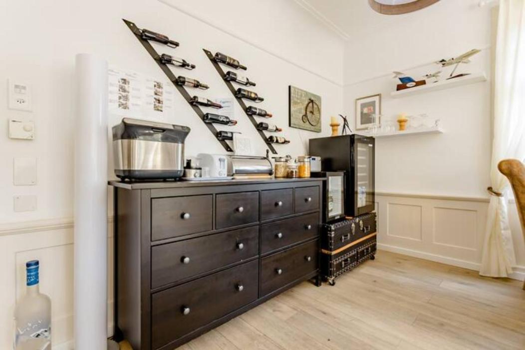 Max Aviation Villa & Apartments Берн Екстериор снимка
