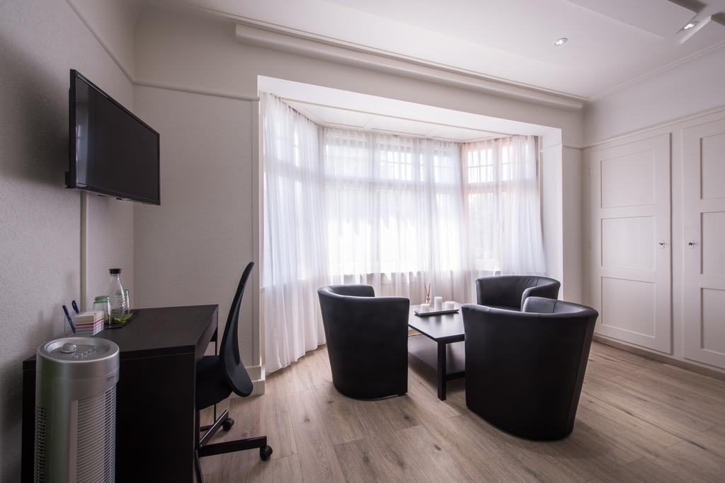 Max Aviation Villa & Apartments Берн Екстериор снимка